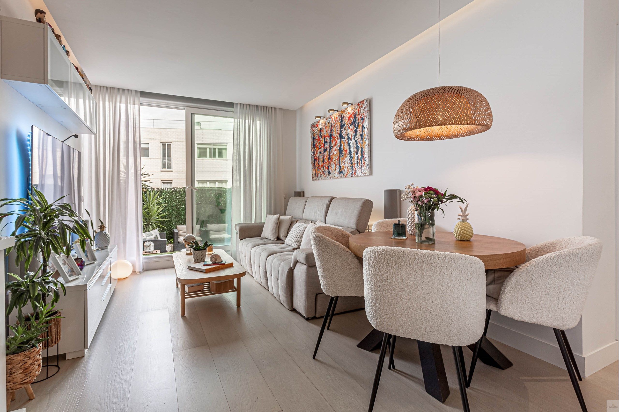 Living room of Flat for sale in Las Rozas de Madrid  with Air Conditioner, Heating and Terrace