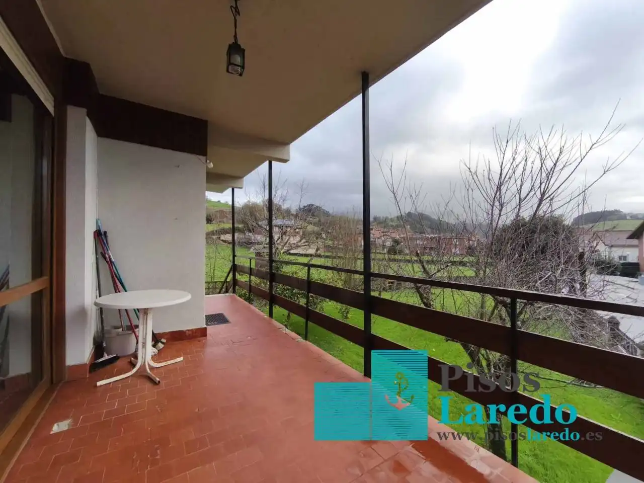 Casa o xalet en venda a Calle Mies, Ampuero