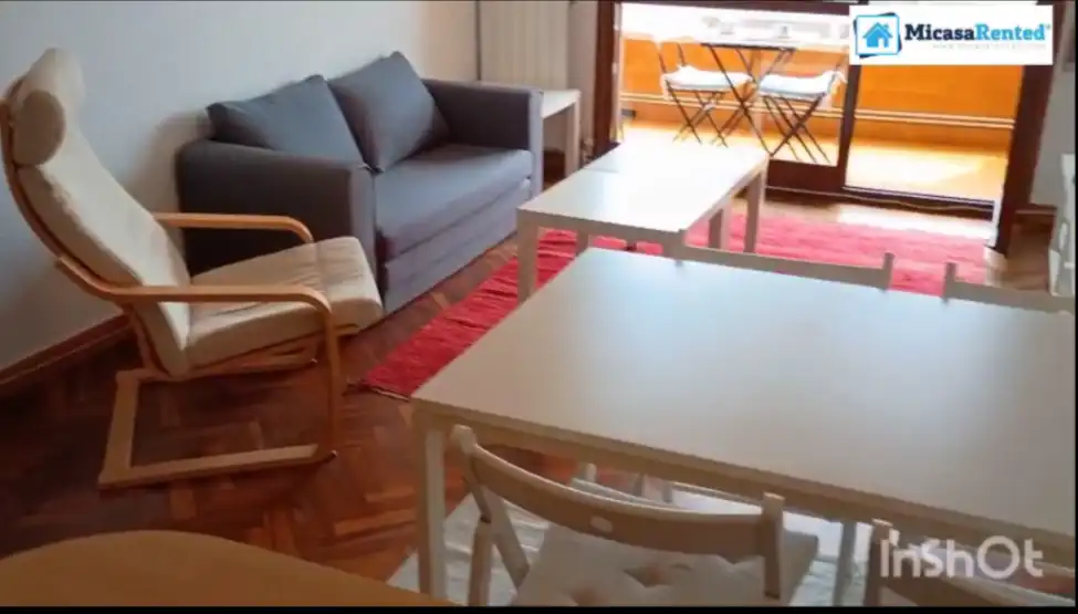 Sala d'estar de Apartament de lloguer en Santander amb Parquet, Terrassa i Moblat