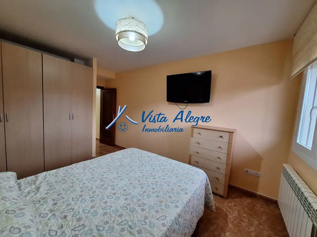 Habitación de Piso en venta en Anguciana con Calefacción, Trastero y Piscina