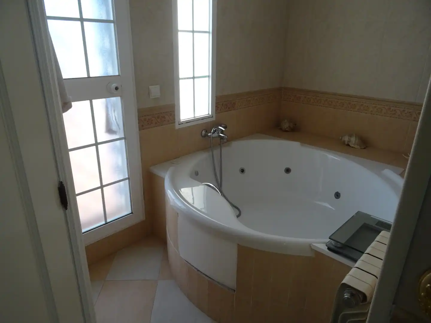 Bathroom of Houses for sale in Córdoba  with Air Conditioner, Private garden and Terrace