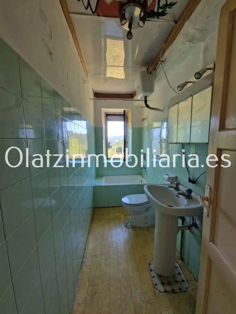 Baño de Casa o chalet en venta en Valle de Villaverde con Calefacción