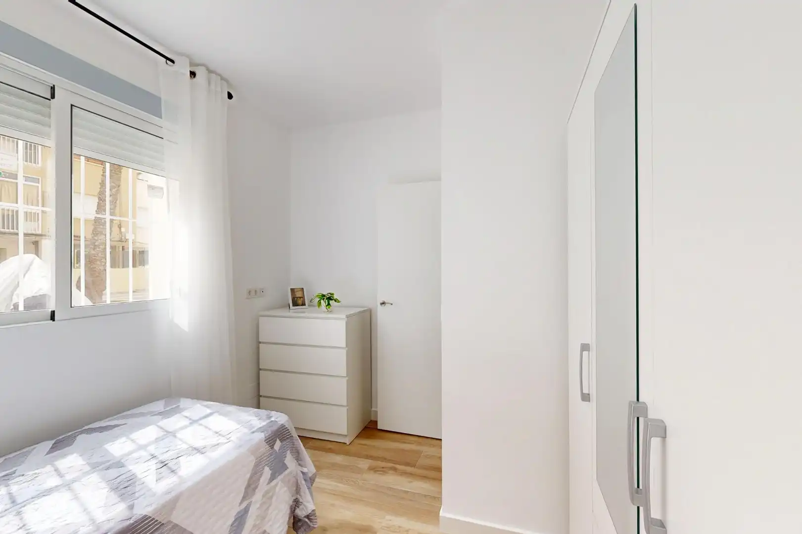 Bedroom of Flat for rent in Cartagena