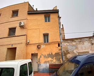 Exterior view of Single-family semi-detached for sale in Fuentes de Ebro