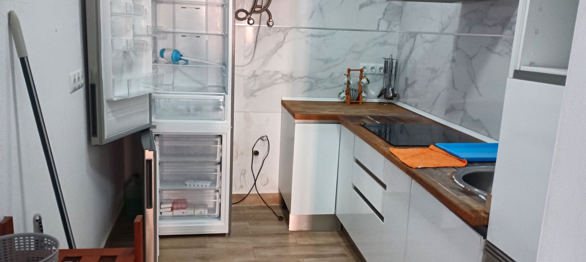 Cocina de Casa adosada de alquiler en Cartagena con Aire acondicionado, Calefacción y Parquet