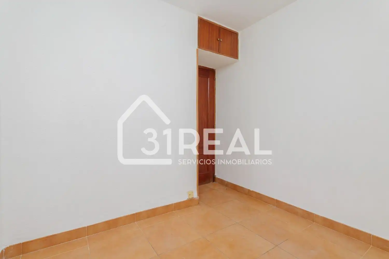 Habitación de Piso en venta en Madrid con Calefacción, Parquet y Terraza