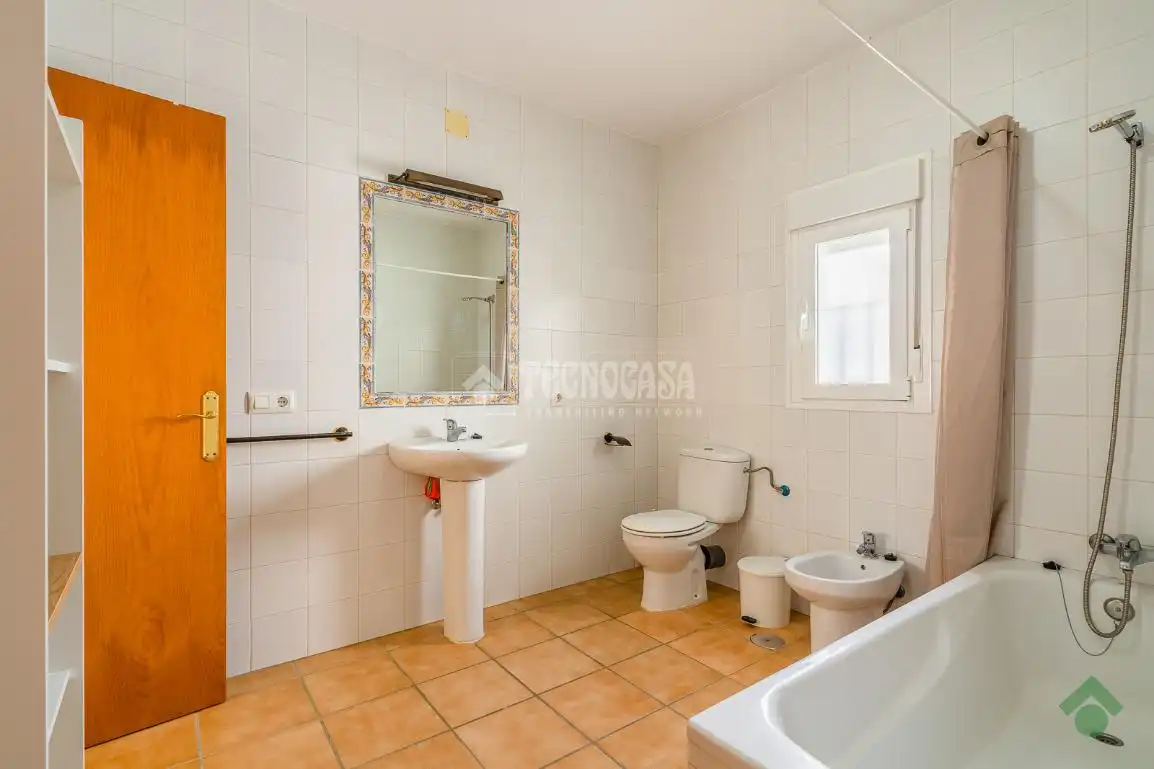 Bany de Casa o xalet en venda en Conil de la Frontera amb Terrassa i Balcó