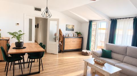 BLACK HOUSE SERVICIOS INMOBILIARIOS VENDE ÁTICO CON AMPLIA TERRAZA Y GARAJE EN RECAS, imatge 3
