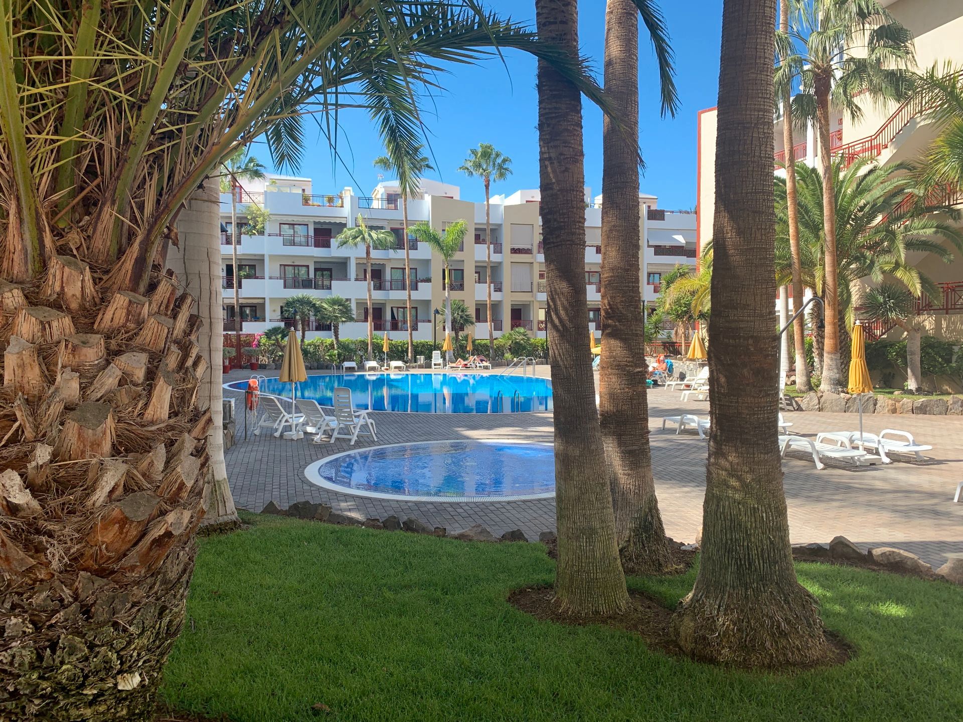 Vista exterior de Apartamento de alquiler en Arona con Jardín privado, Terraza y Trastero