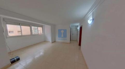 Foto 2 de Piso en venta en Cavall Bernat, Sant Llorenç, Barcelona