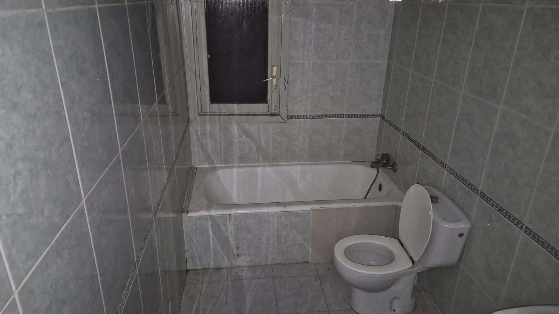 Bathroom of Houses for sale in Nuevo Baztán  with Private garden, Terrace and Swimming Pool