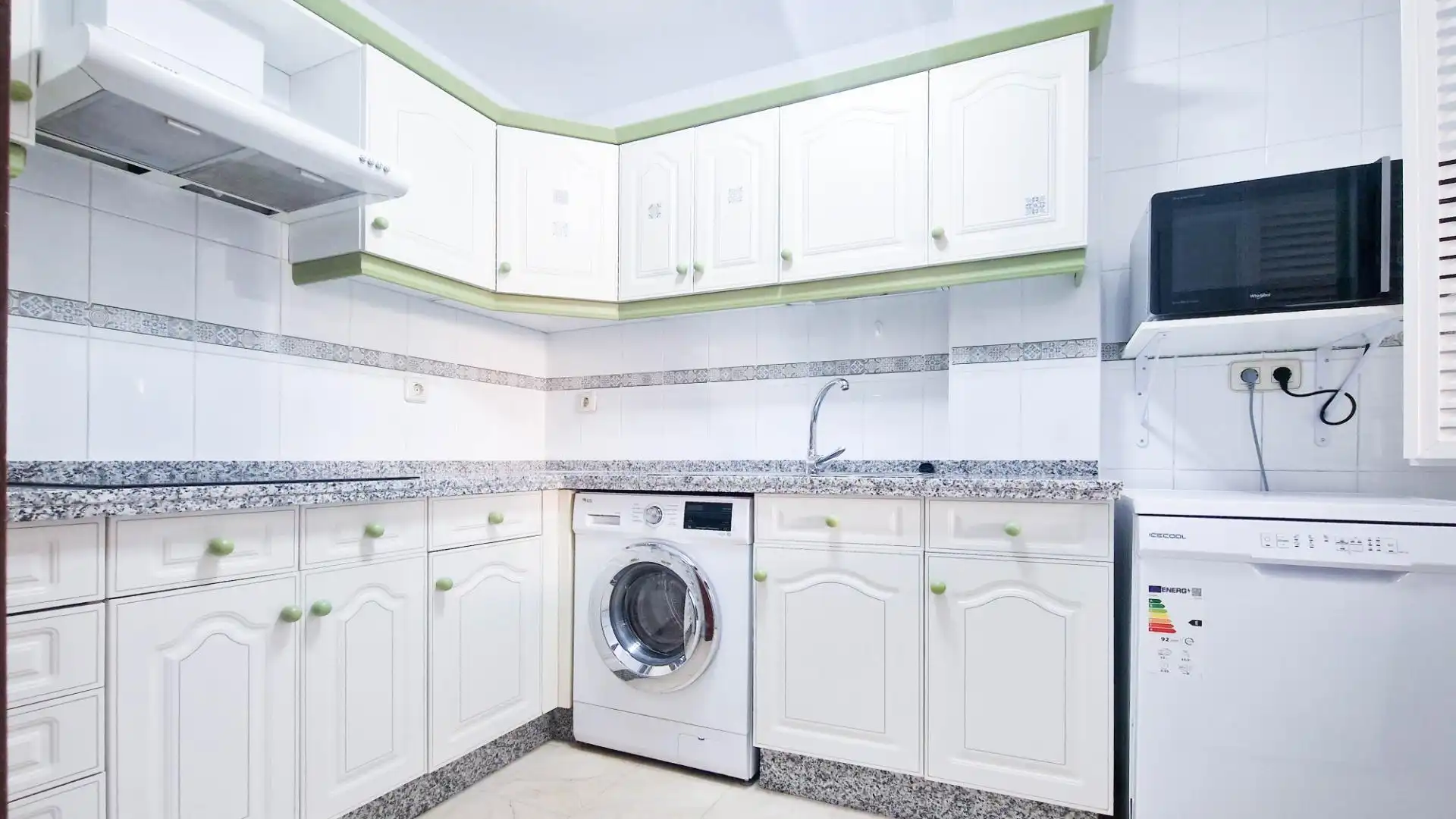Cocina de Apartamento de alquiler en Badajoz con Amueblado