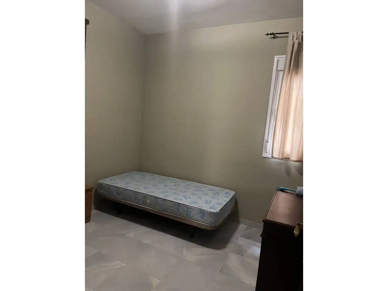 Bedroom of Flat for sale in Morón de la Frontera  with Air Conditioner, Furnished and Balcony
