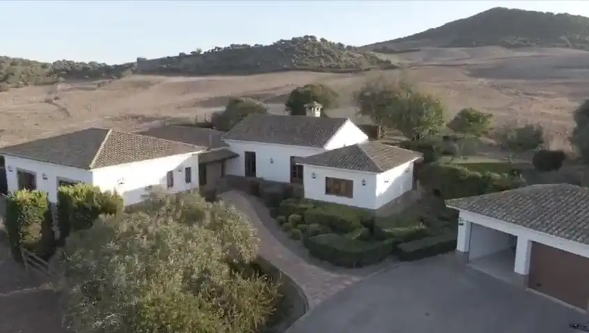 Casa rústica amb jardí en venda a La Muela, imagen 2