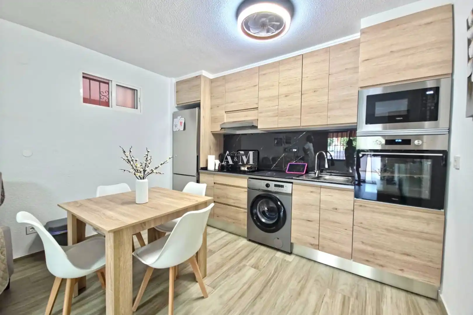 Kitchen of Flat for rent in Torrevieja  with Air Conditioner, Heating and Terrace