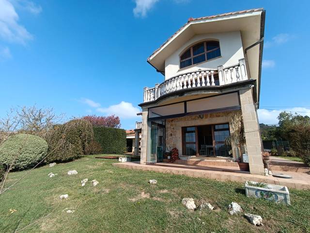 Casa-chalet en Venta en Urduliz