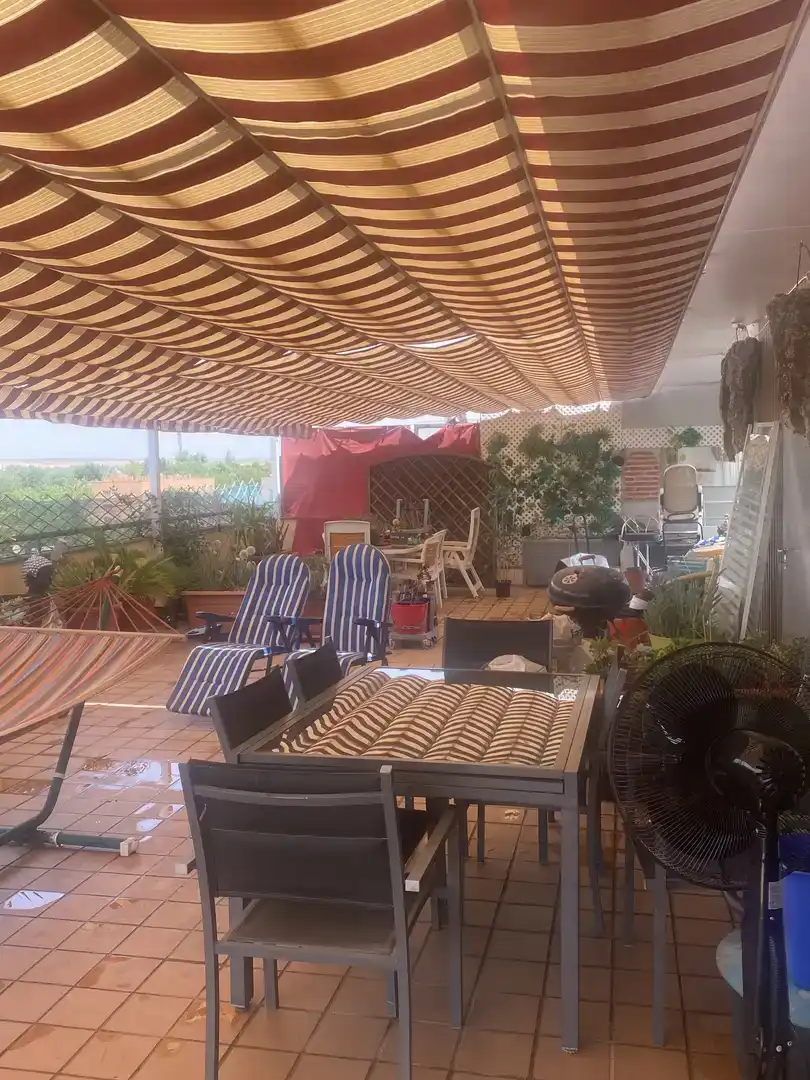 Terrassa de Àtic en venda en Alcalá de Henares amb Aire condicionat, Piscina i Balcó