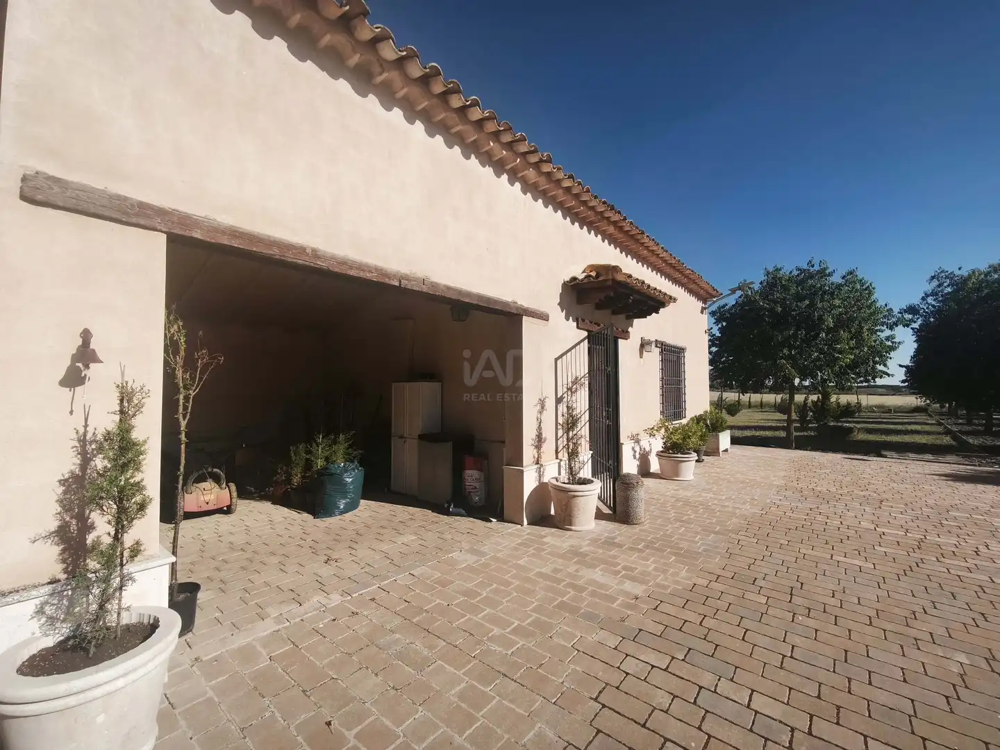 Jardín de Casa o chalet en venta en Vara de Rey con Calefacción, Terraza y Piscina