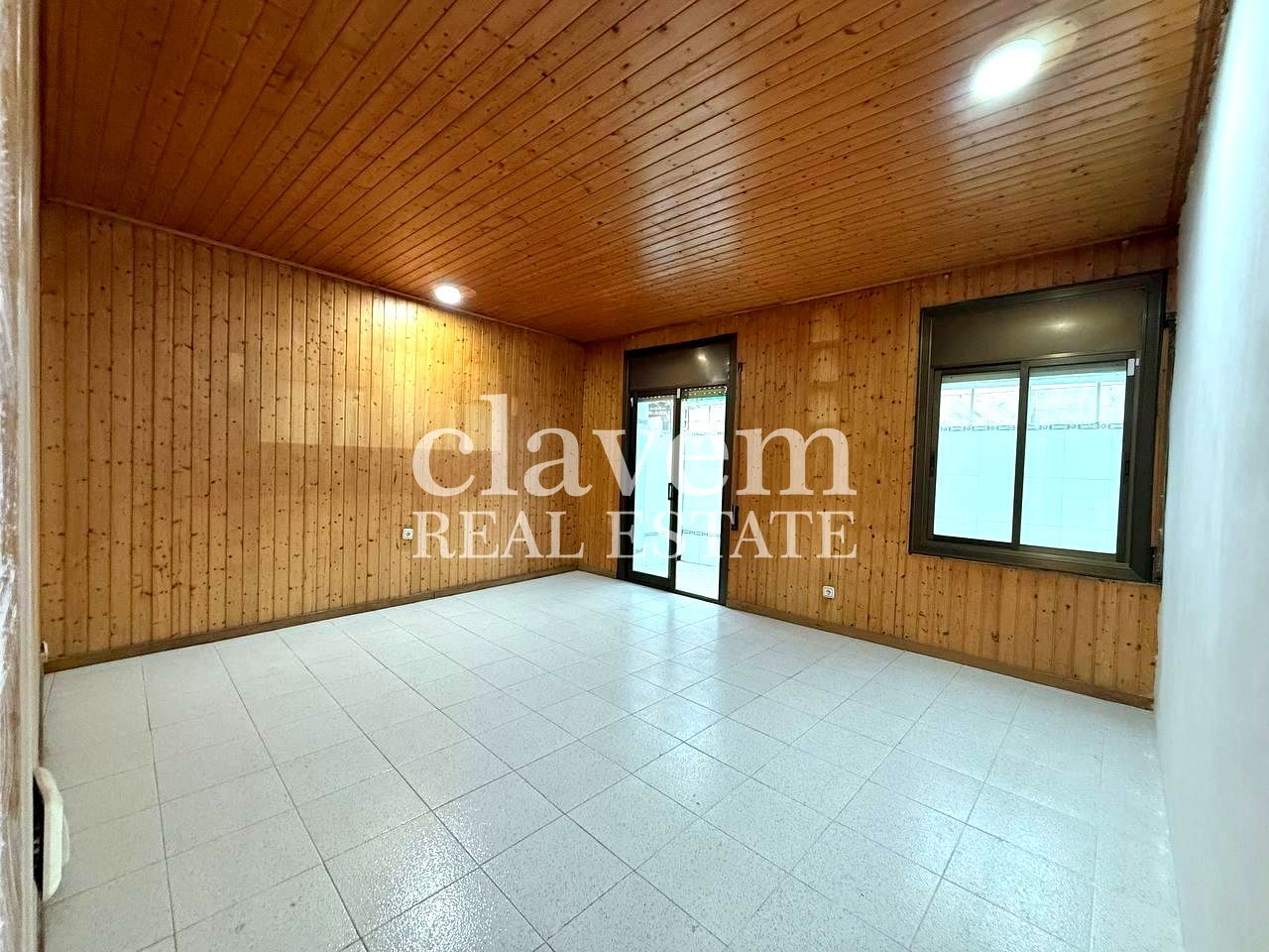 Planta baja for sale in  Barcelona Capital  with Terrace