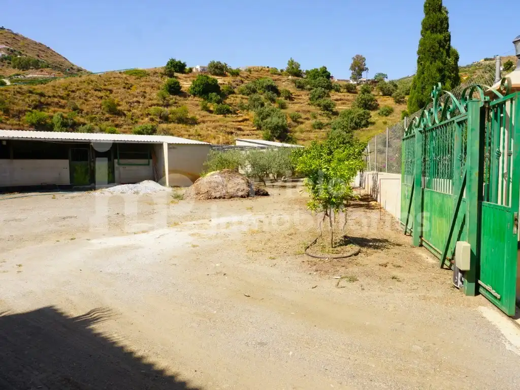 Finca rústica en venda a Diseminados Cortijo Lagar Del Rio (Diseminado), Centro Histórico