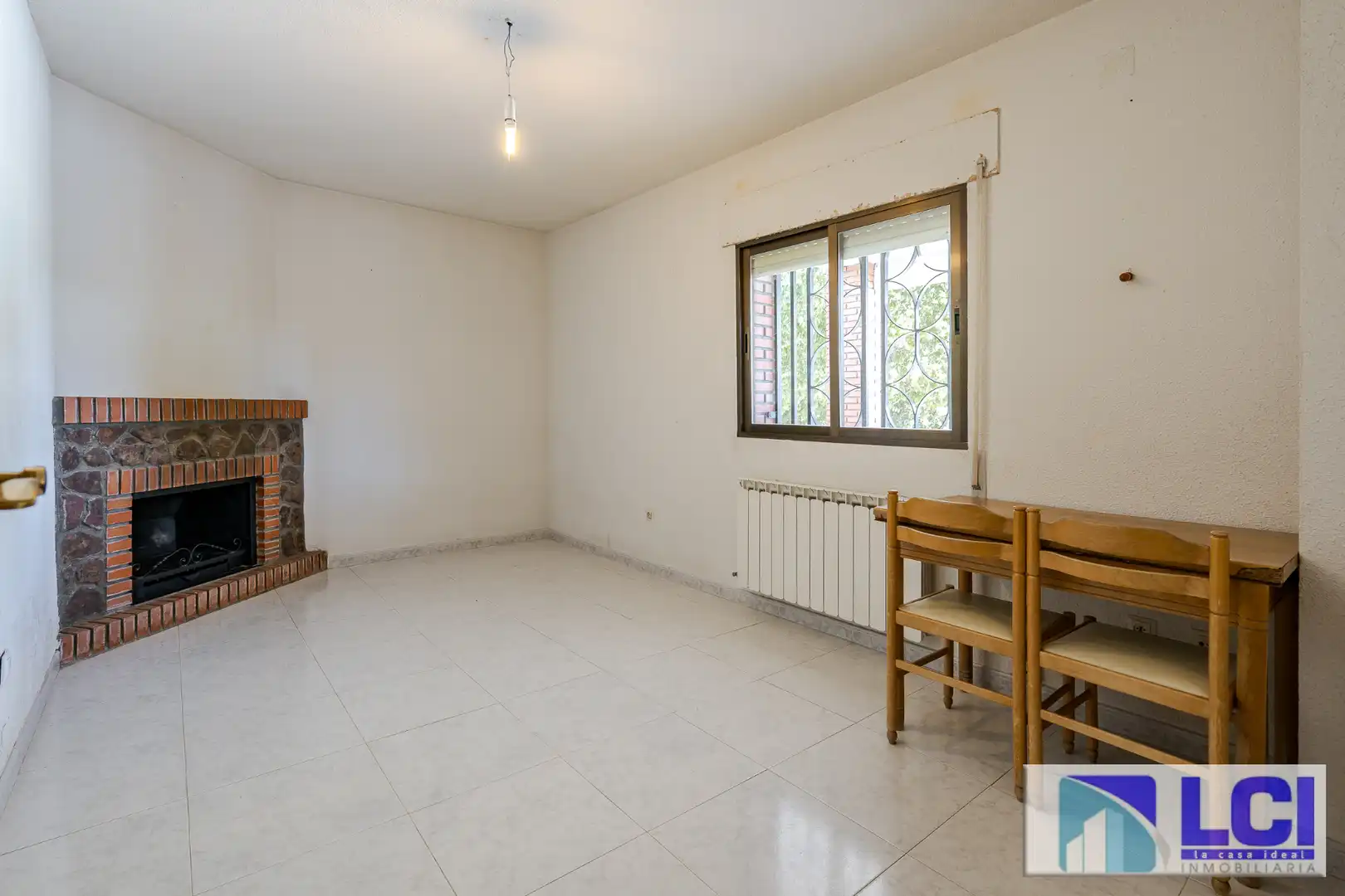 Sala de estar de Casa o chalet en venta en Villalbilla con Calefacción, Jardín privado y Terraza