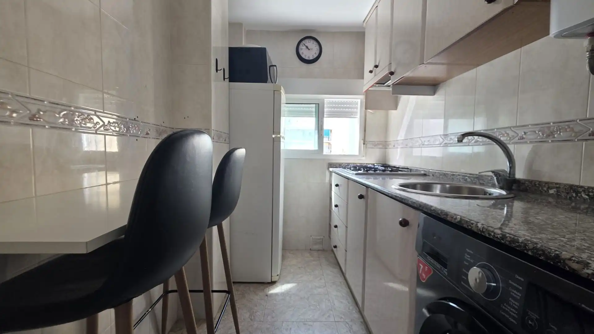 Cuina de Pis en venda en Gandia amb Aire condicionat, Terrassa i Moblat