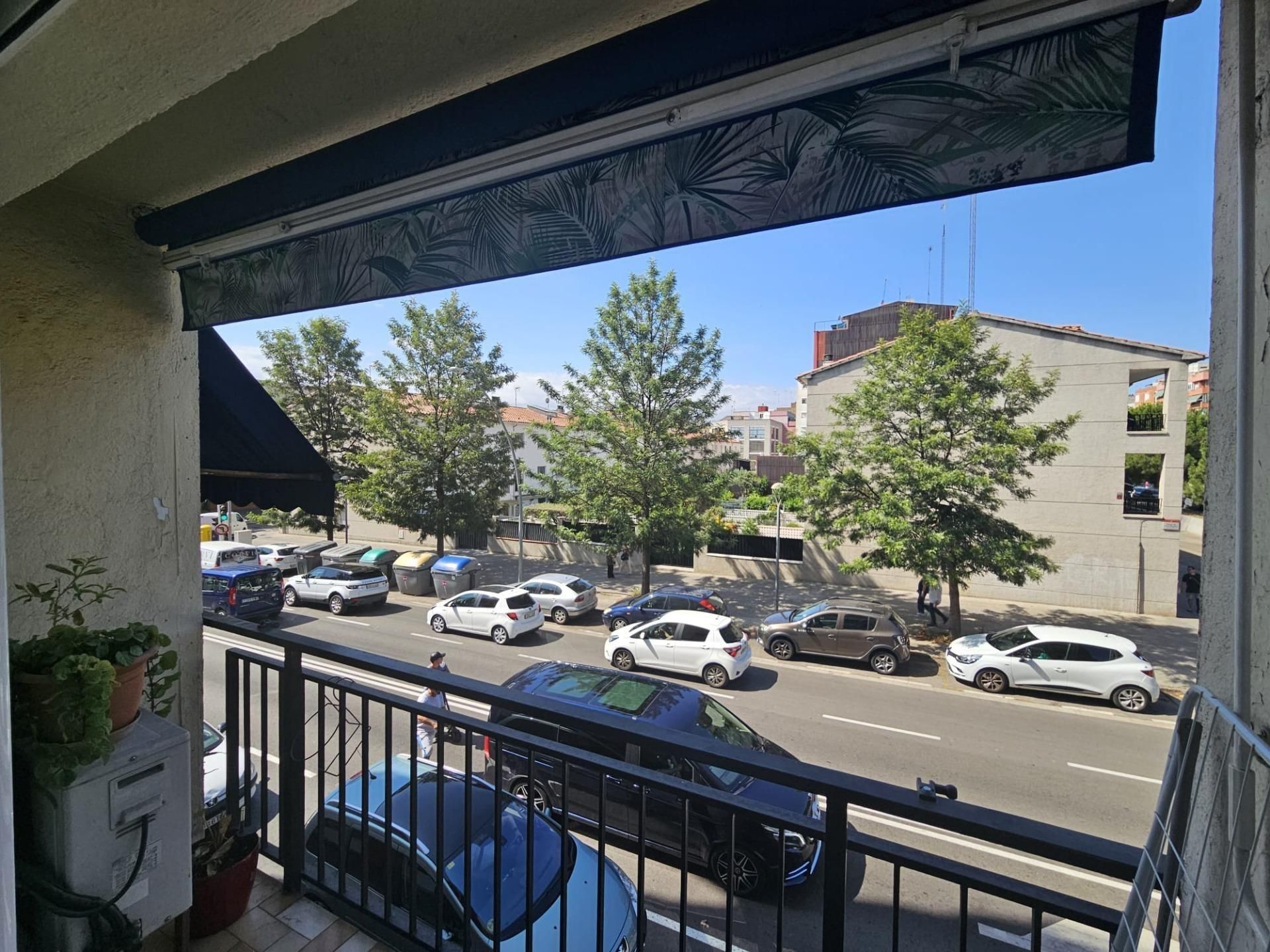 Exterior view of Flat for sale in Mollet del Vallès  with Air Conditioner, Heating and Parquet flooring
