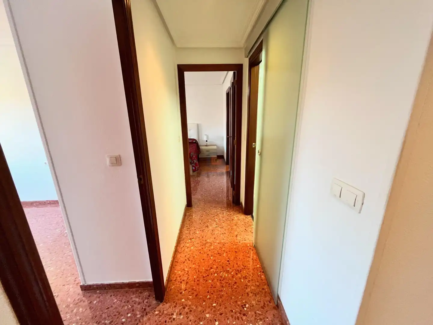 Piso en venta en Alicante / Alacant con Jardín privado, Terraza y Piscina comunitaria