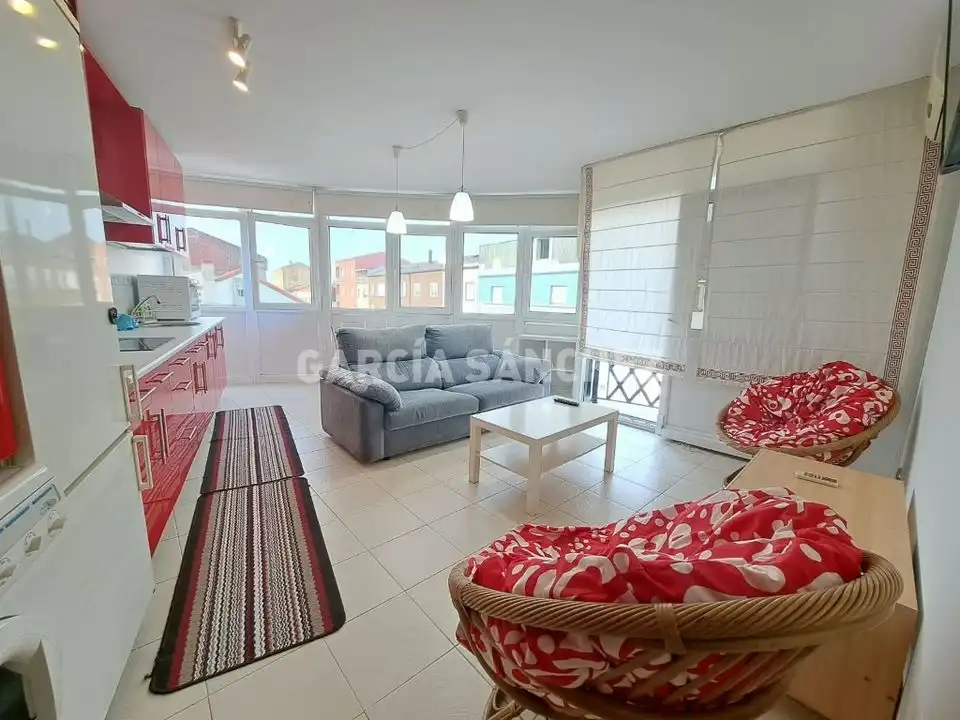 Apartamento con terraza en venta en Rúa as Mangas 0