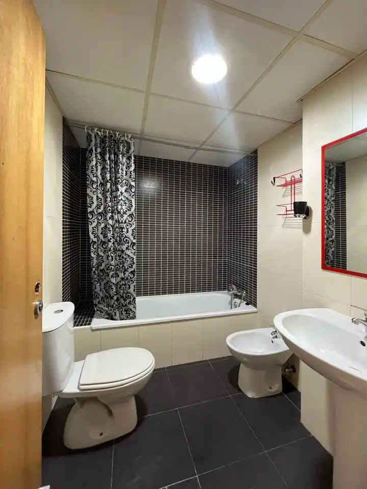 Baño de Planta baja en venta en Alagón con Terraza y Amueblado