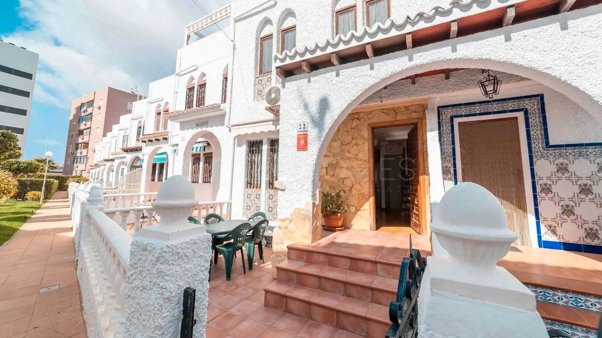 Exterior view of Detached homes for sale in Torrevieja  with Terrace, Furnished and Oven