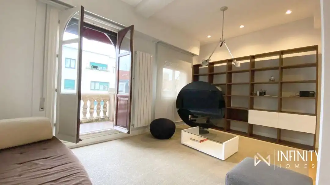 Sala de estar de Piso de alquiler en Bilbao  con Calefacción, Terraza y Balcón