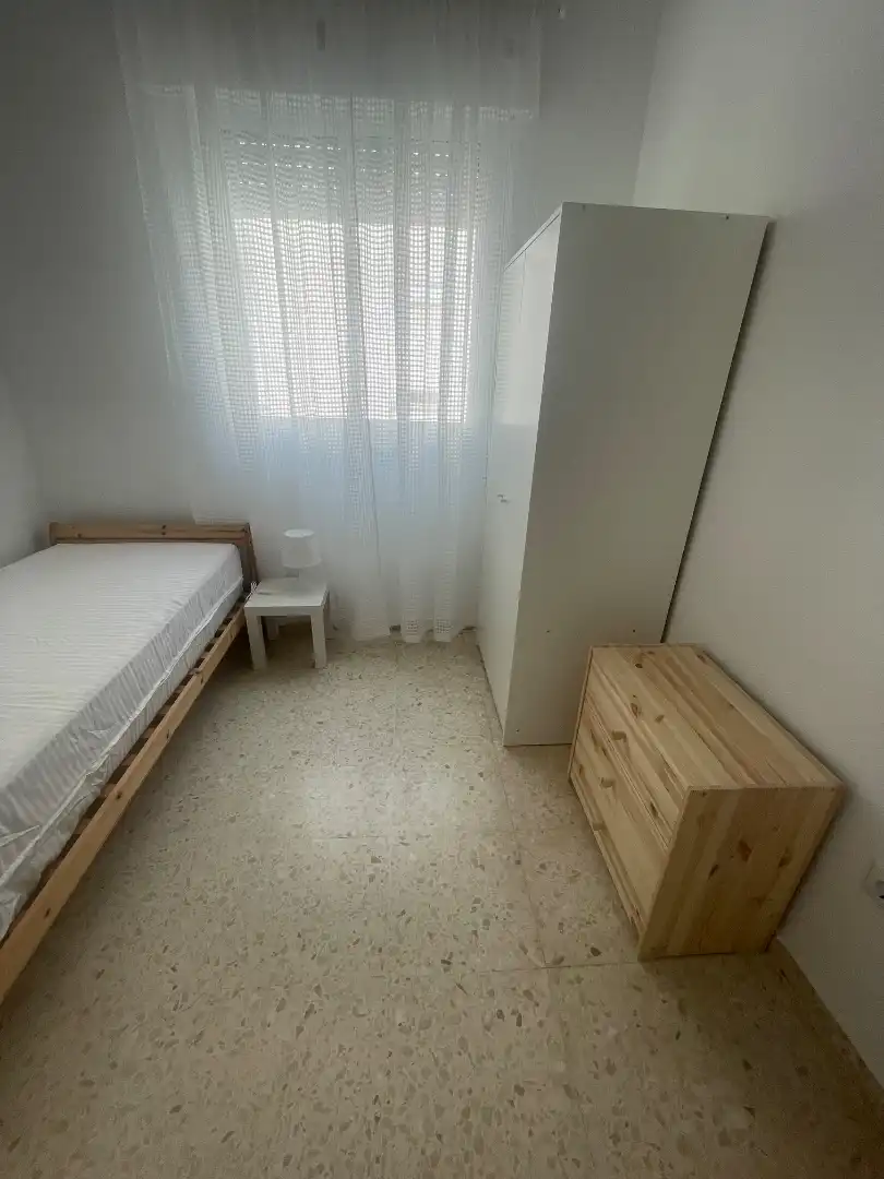 Bedroom of Flat for rent in Almendralejo  with Air Conditioner, Furnished and Oven