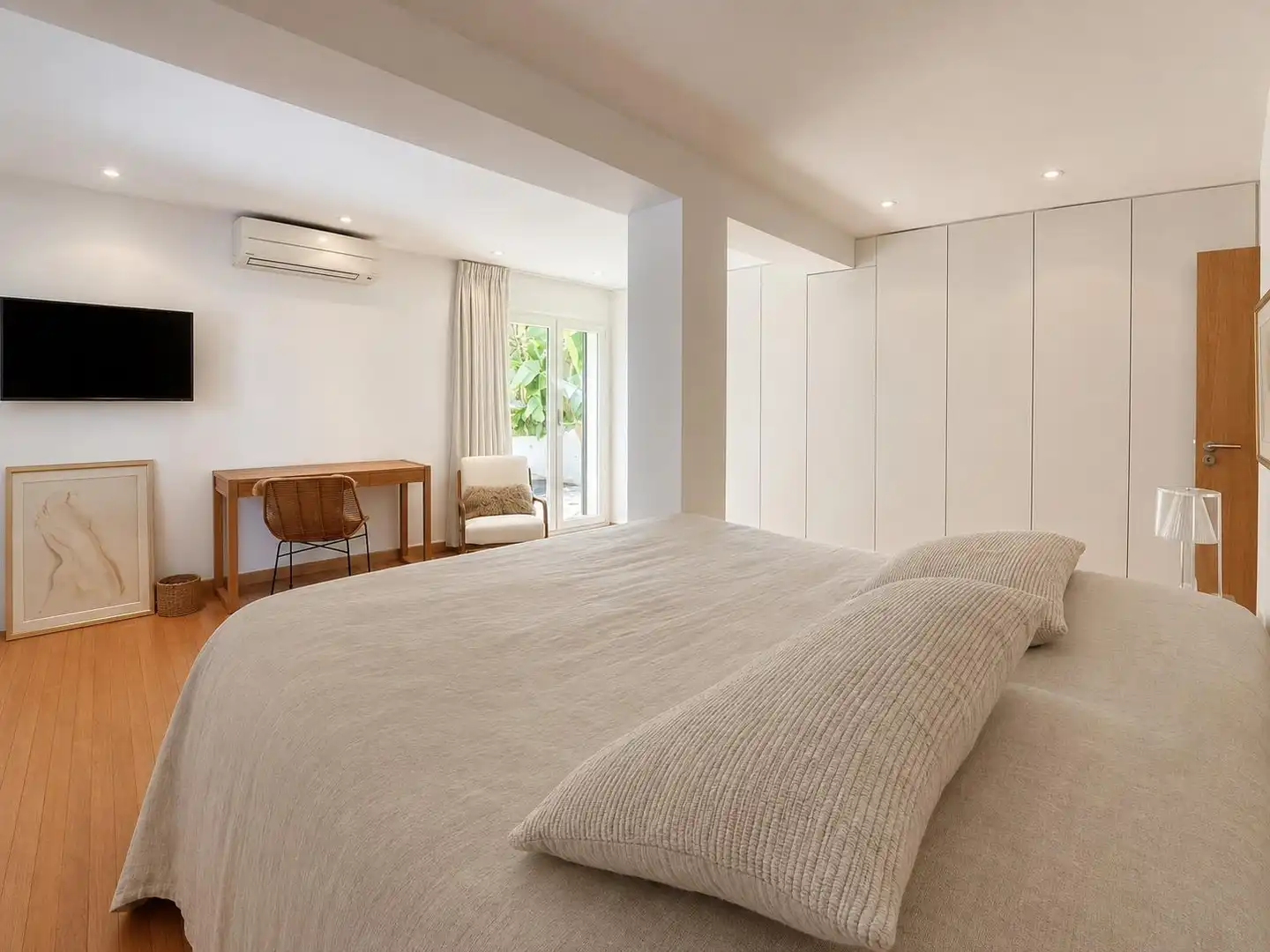 Bedroom of Houses for sale in Calvià  with Air Conditioner, Heating and Private garden