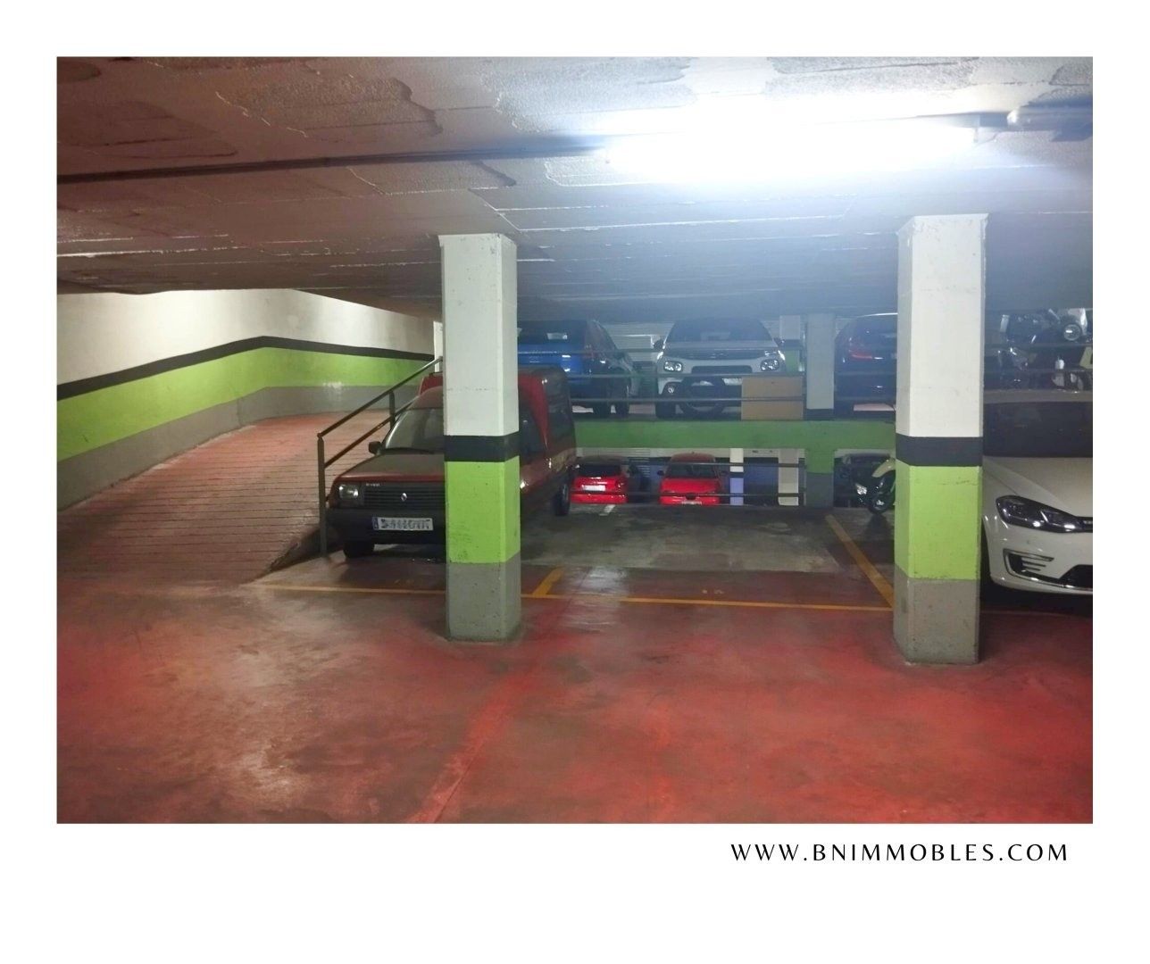 Aparcament de Garatge en venda en Terrassa