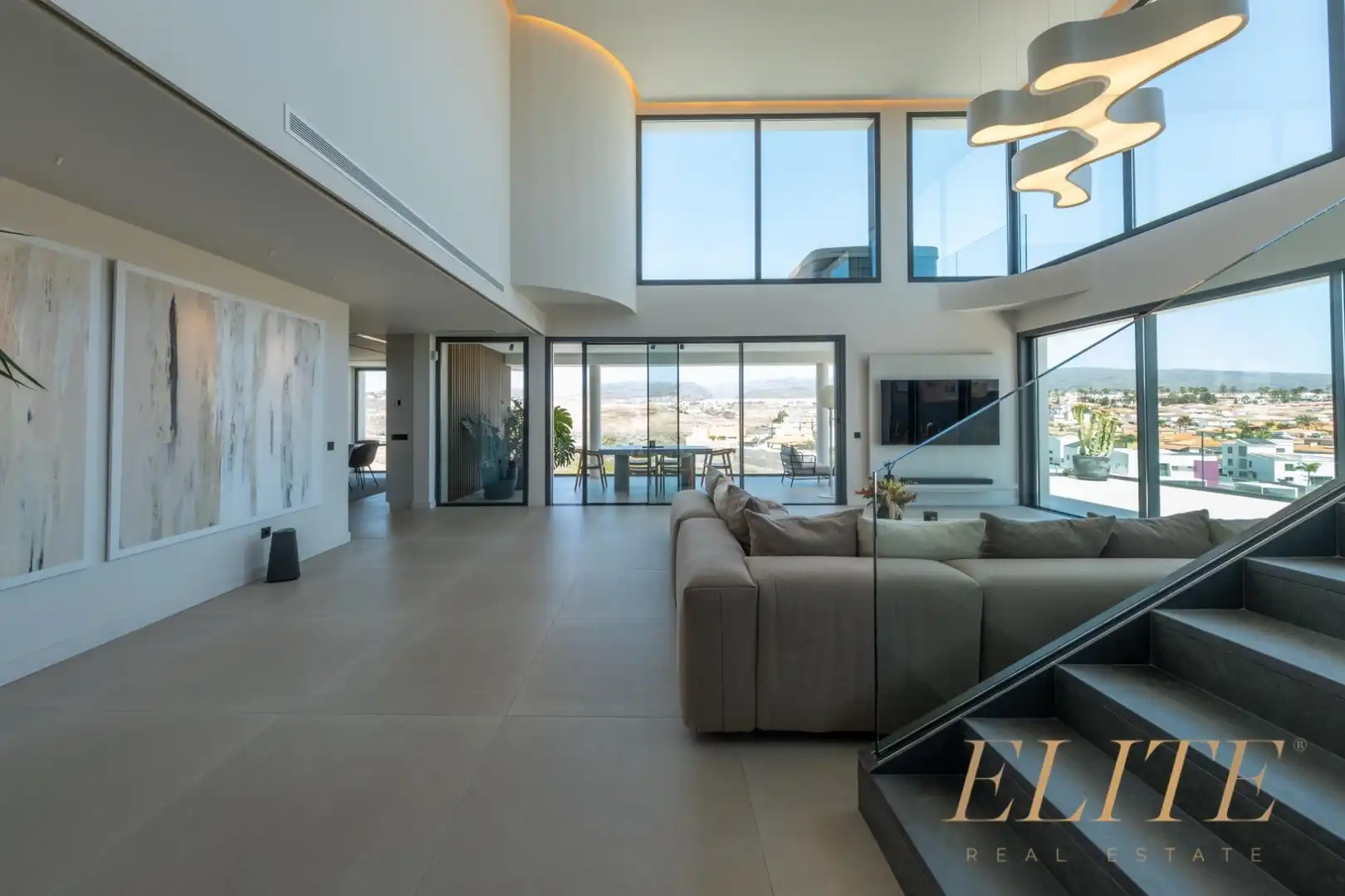 Sala de estar de Casa o chalet en venta en San Bartolomé de Tirajana con Aire acondicionado, Jardín privado y Terraza