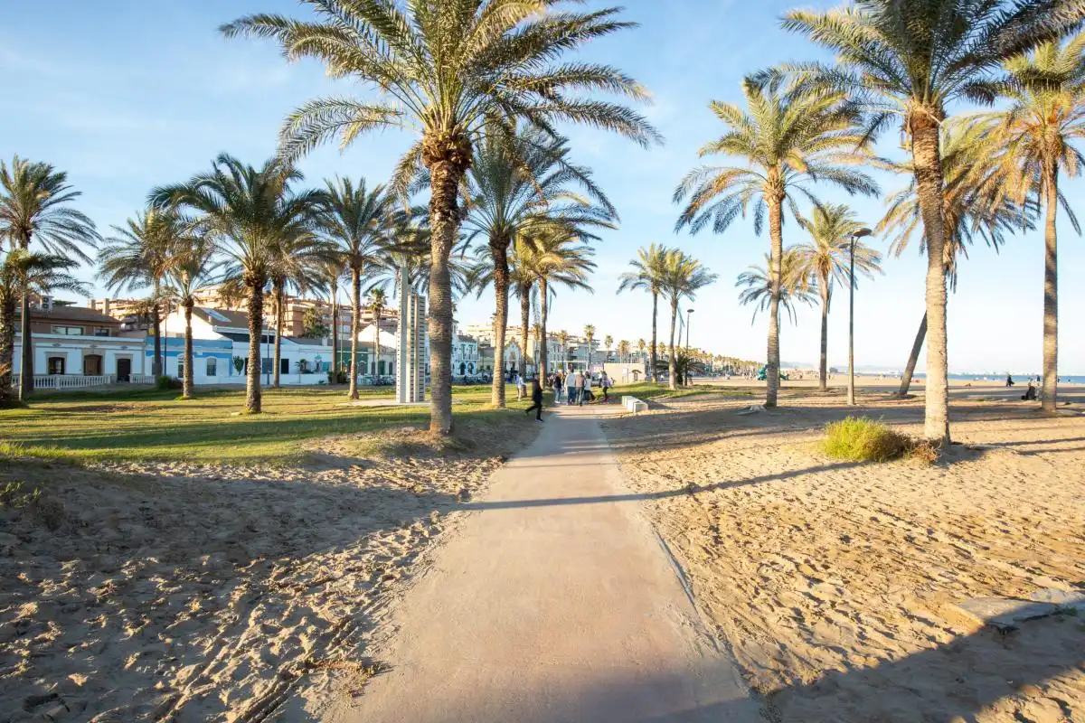 Außenansicht von Erdgeschoss zum Verkauf in Valencia mit Klimaanlage, Heizung und Terrasse