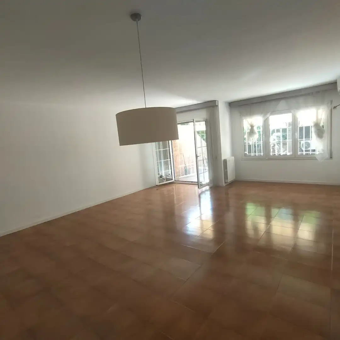 Living room of Detached homes for rent in Sant Cugat del Vallès  with Air Conditioner, Heating and Private garden