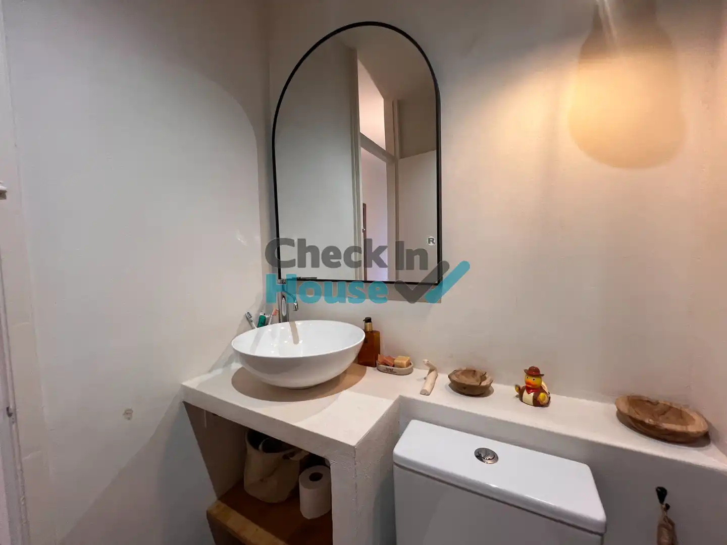Bany de Apartament de lloguer en Sant Feliu de Guíxols amb Moblat, Forn i Rentadora