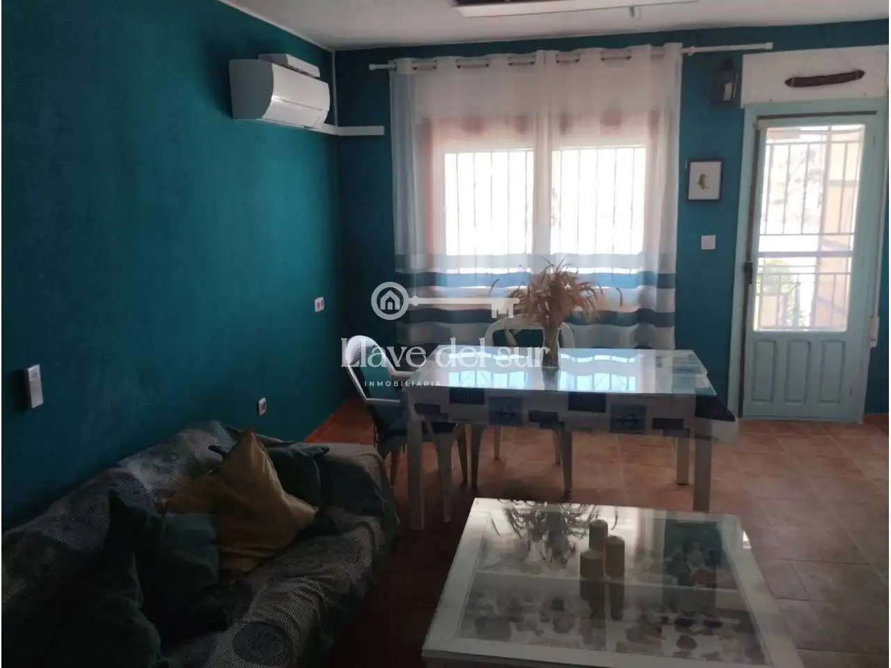 Sala de estar de Piso en venta en Águilas con Aire acondicionado, Trastero y Balcón