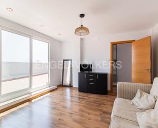 Living room of Attic to rent in  Valencia Capital  with Heating, Terrace and Storage room