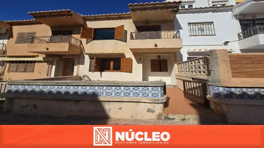 Casa adosada en venda a Calle Severo Ochoa, 34, Zona los Frutales