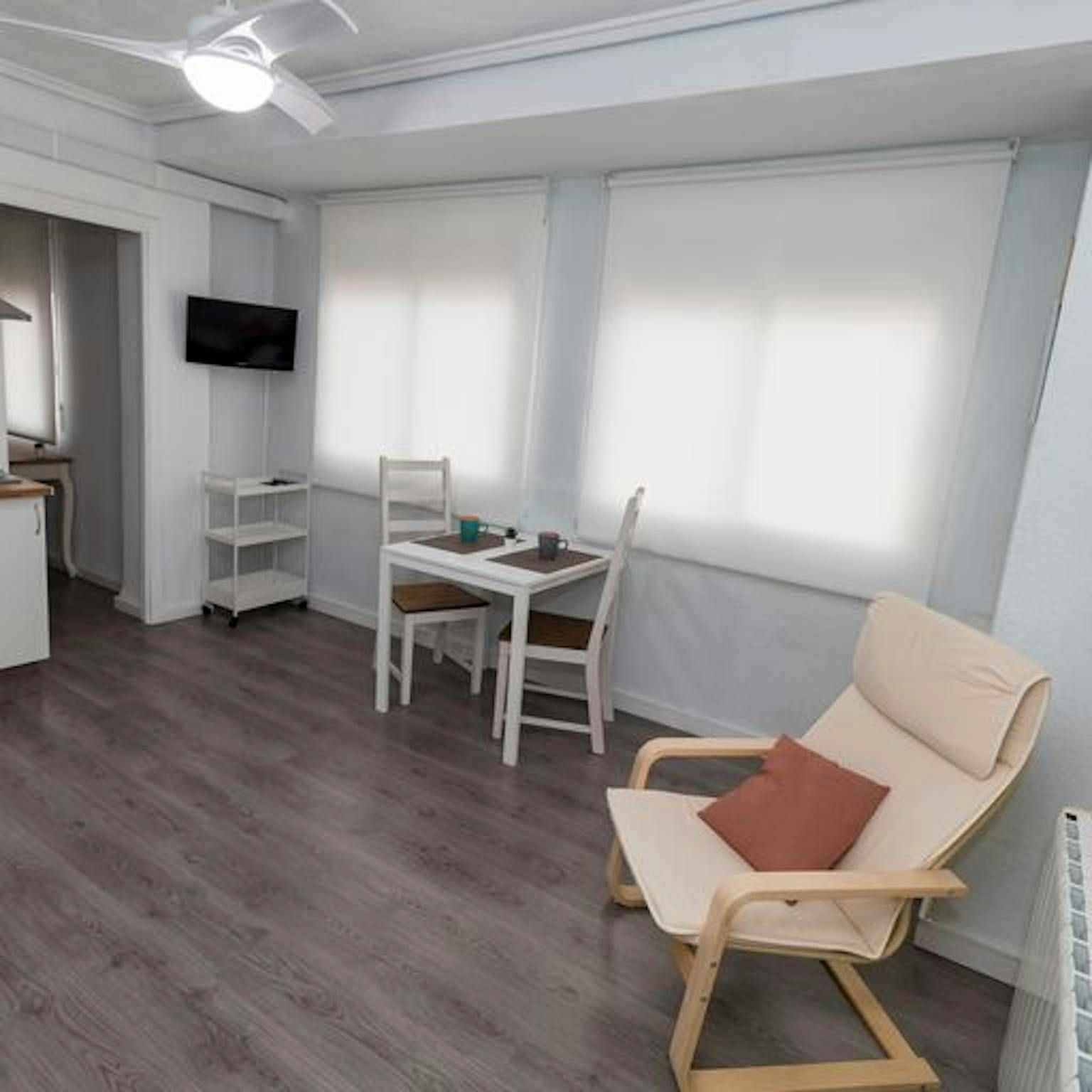 Pis de lloguer a N/A, Albors