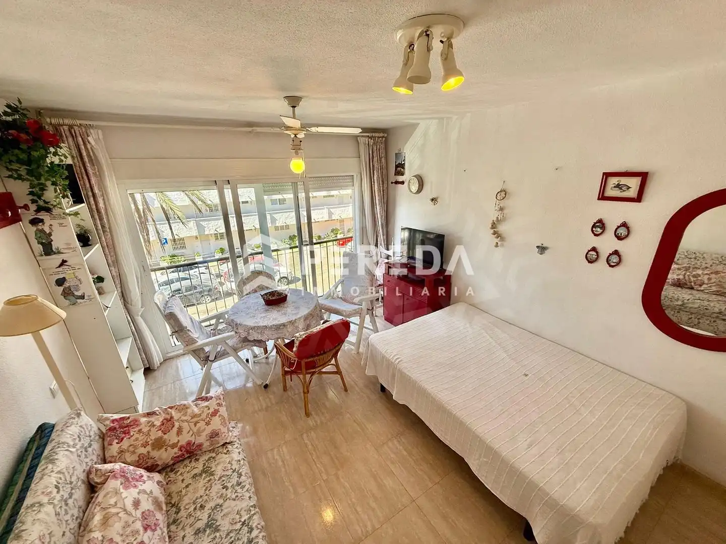 Dormitori de Estudi en venda en Roquetas de Mar amb Jardí privat i Piscina comunitària