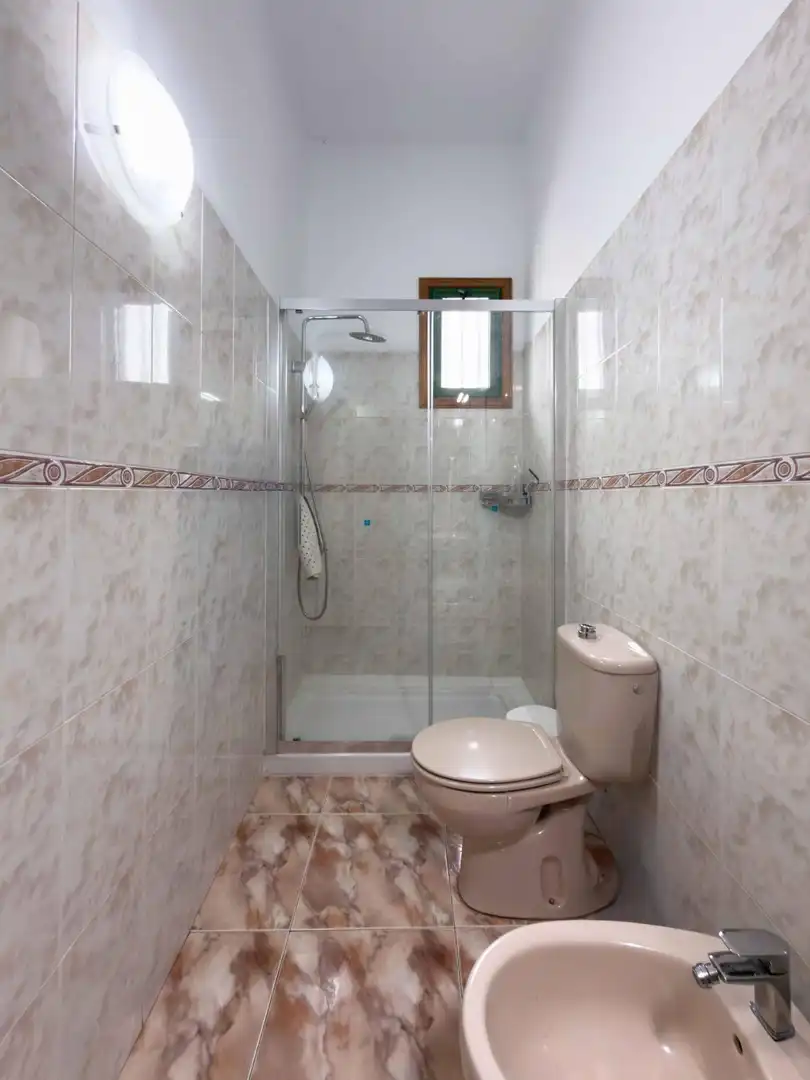Baño de Planta baja en venta en Arona