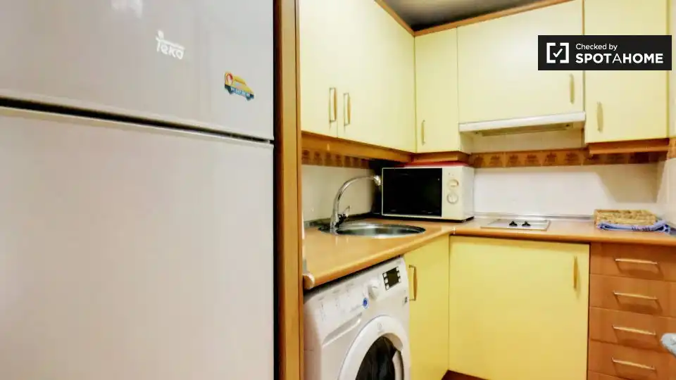 Habitació a Embajadores - Lavapiés