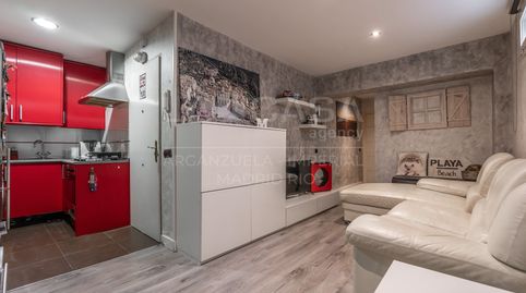 Photo 2 of Flat for sale in Los Cármenes, Madrid Capital