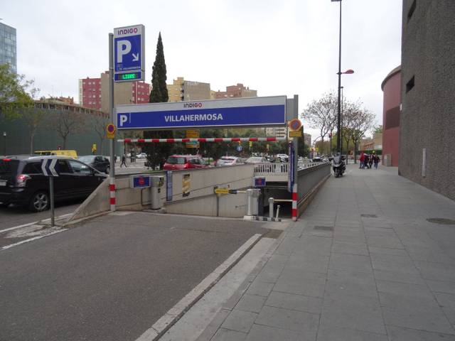 Garaje en Venta en Calle de la Duquesa de Villahermosa, 115 en La Bozada – Parque Delicias