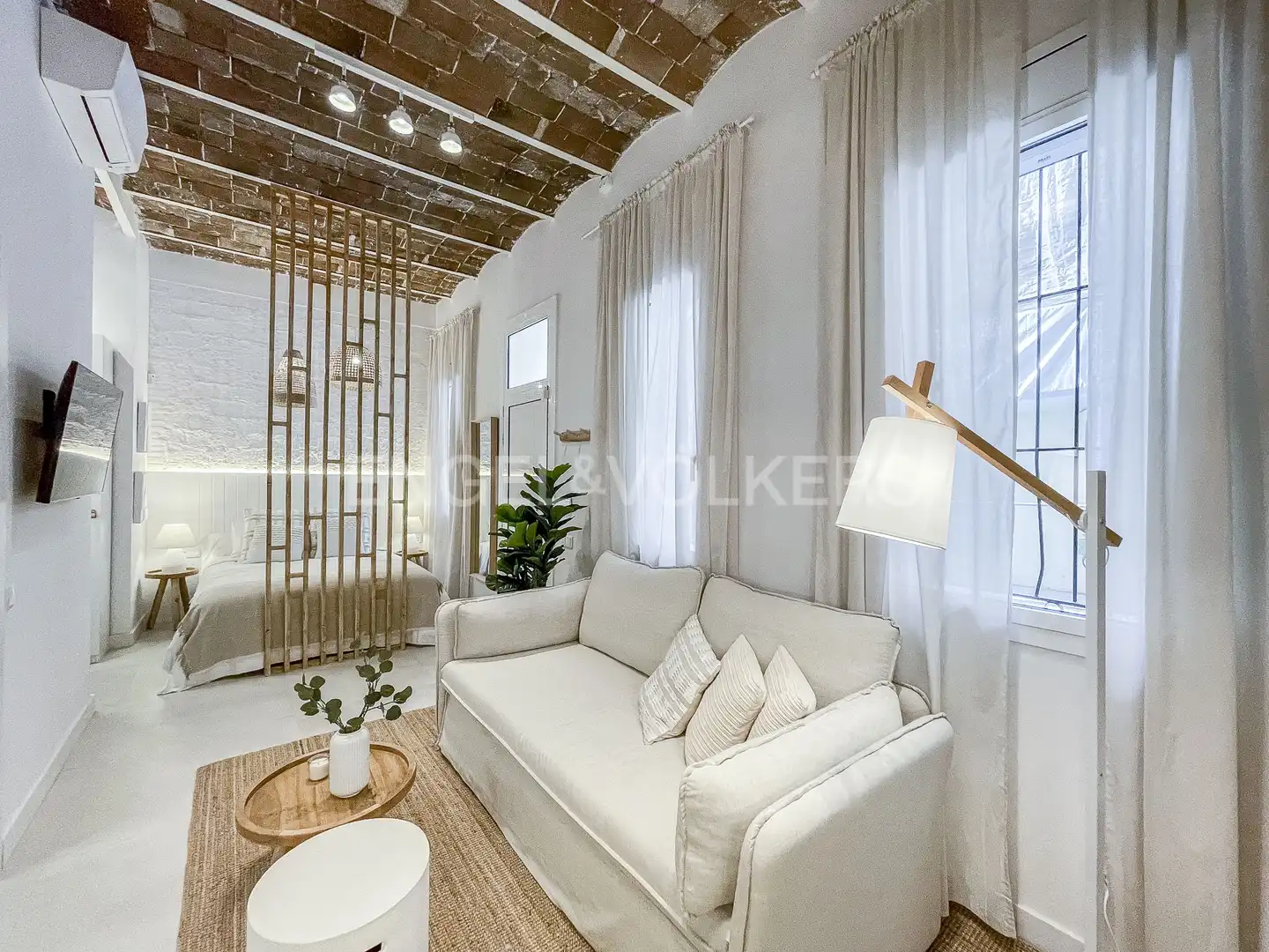 Sala de estar de Piso de alquiler en Barcelona con Aire acondicionado, Calefacción y Amueblado