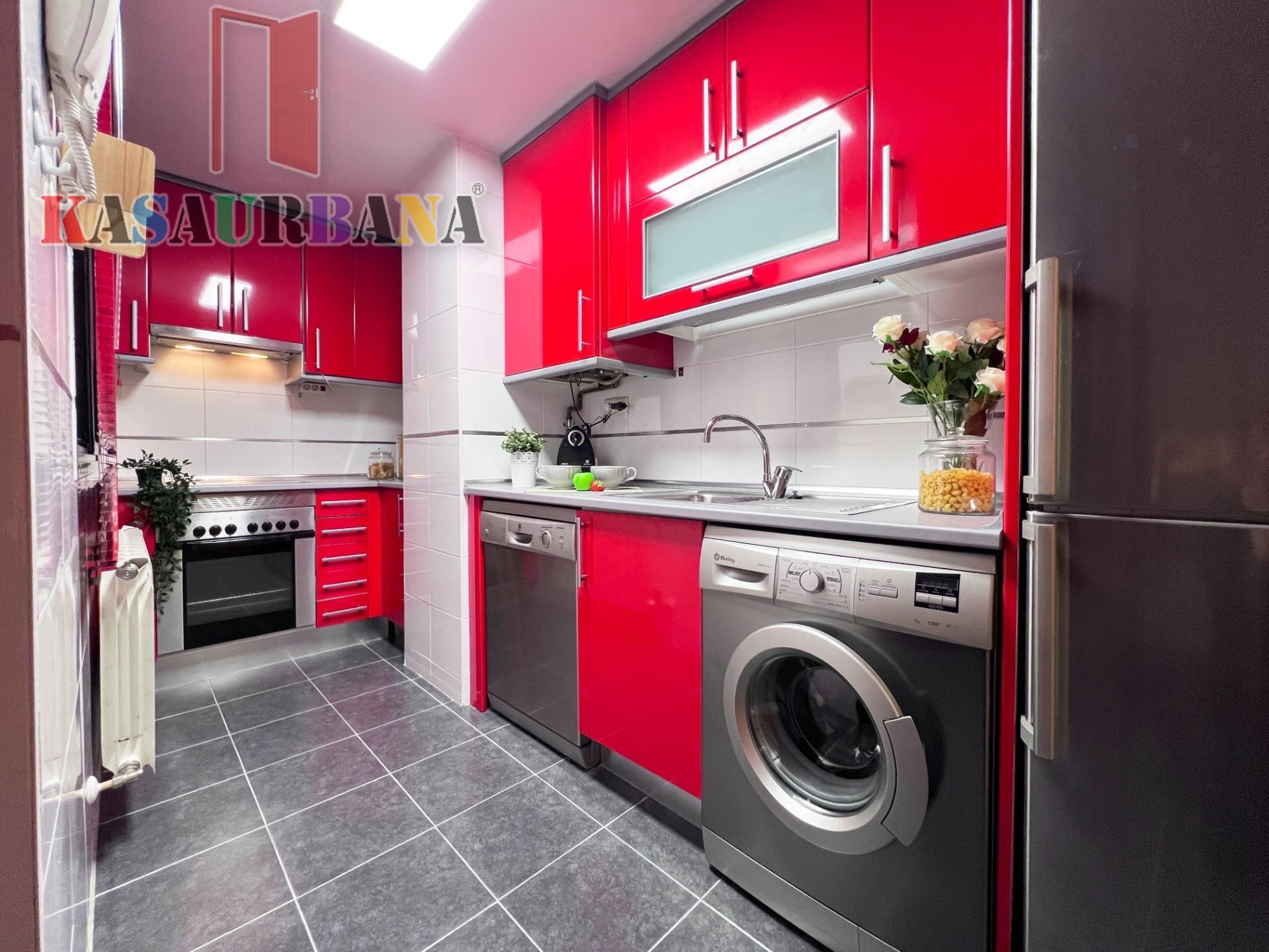 Cuina de Pis en venda en Valdemoro amb Aire condicionat, Calefacció i Traster